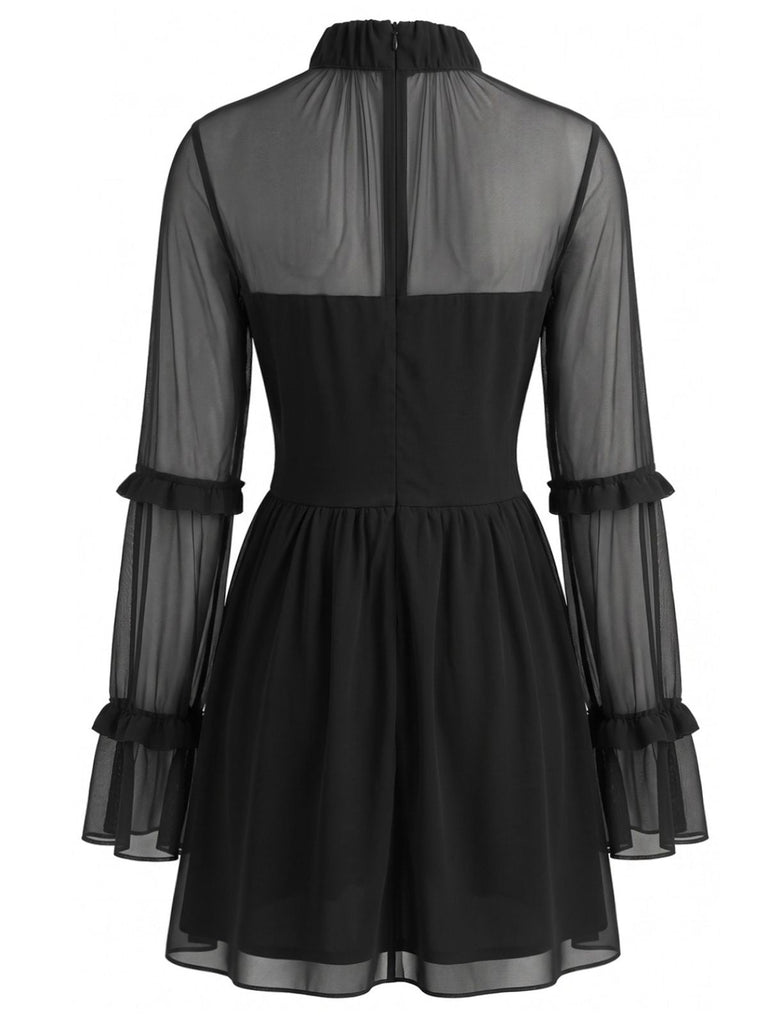 Robe gothique noire en résille transparente à rose 3D et volants années 1970