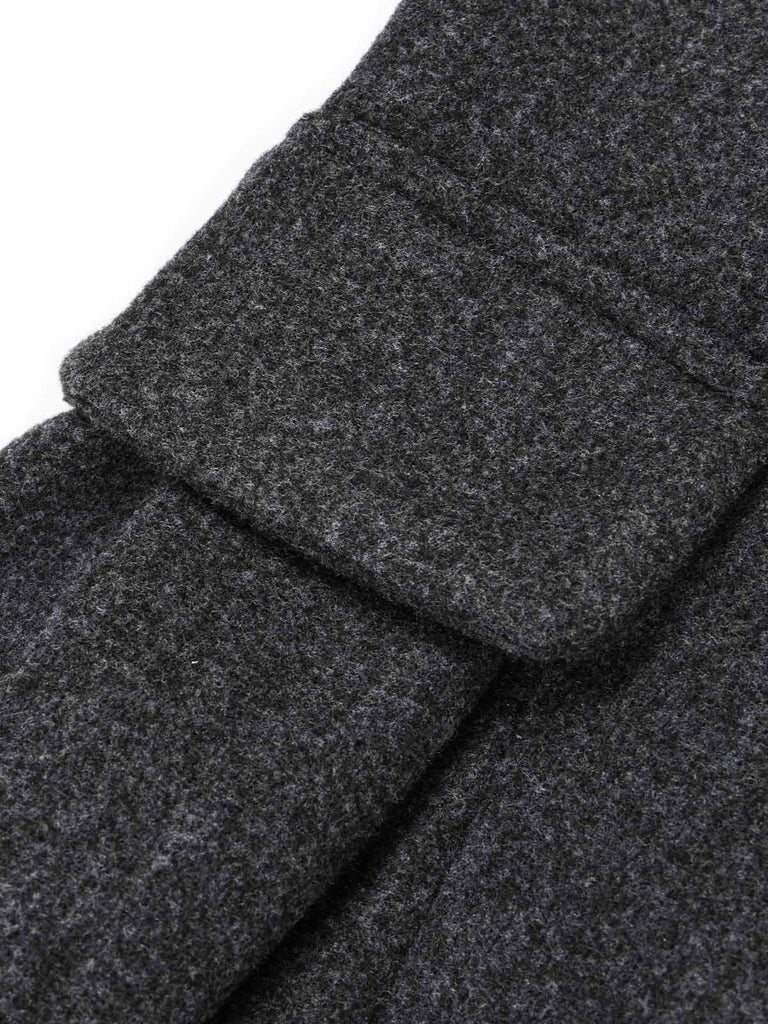 Veste ajustée gris foncé à basque et double boutonnage années 1950