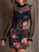Robe courte à fleurs avec bordure en dentelle et manches lanternes années 1960