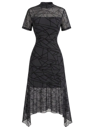 Robe gothique noire en tulle à toile d’araignée et empiècements années 1940
