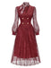 [Prévente] Robe à revers et double boutonnage avec écharpe en dentelle années 1970 - 2