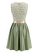 Ensemble vert clair avec robe à col carré, tablier en dentelle florale et top blanc Années 1950