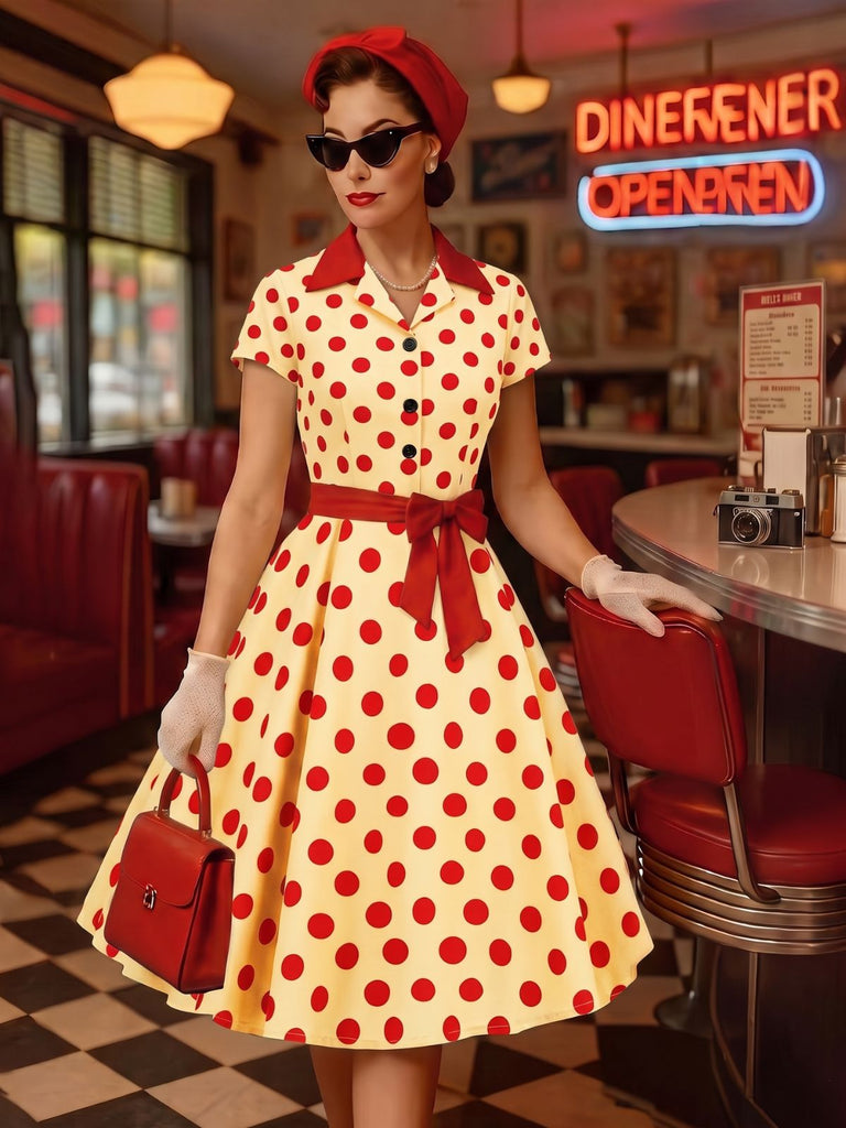 Robe chemise à revers, pois et ceinture années 1940