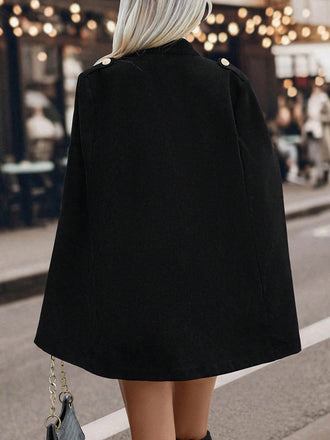 Veste-cape noire à col montant et manches fendues années 1950 - 2
