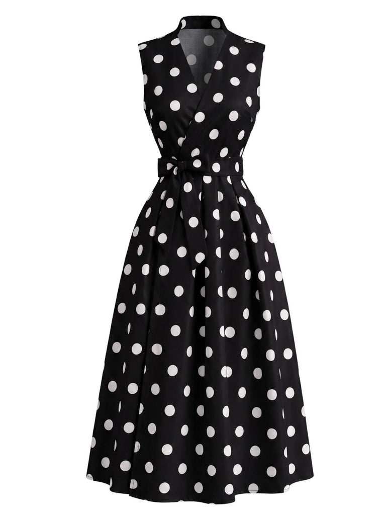 Robe à pois sans manches, revers, nœud et ceinture Années 1950