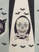 Robe évasée noire Halloween à imprimé crânes, hiboux et chauves-souris Années 1950