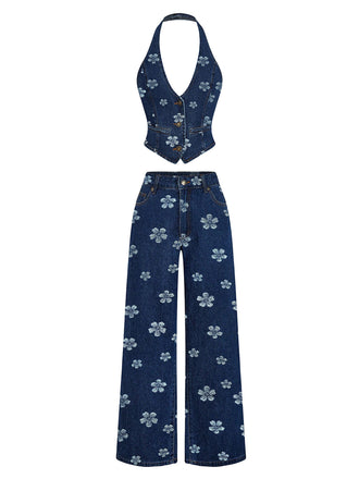 Ensemble deux pièces bleu en denim, haut et pantalon brodés de marguerites années 1970 - 1