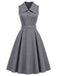 [Prévente] Robe évasée gris clair à col portefeuille et ceinture années 1950 - 2