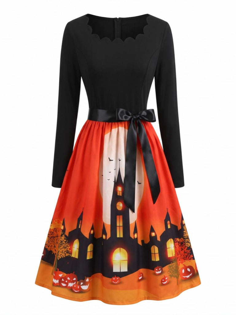Robe évasée Halloween à citrouilles, chauves-souris et nœud à l’encolure années 1950 - 8