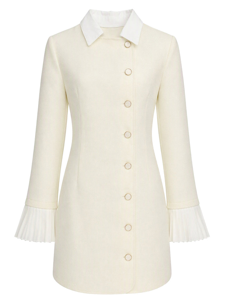 Robe courte beige ajustée à poignets plissés et boutons années 1960 - 1