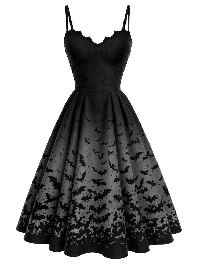 [Prévente] Robe gothique noire évasée à chauves-souris et fines bretelles années 1950
