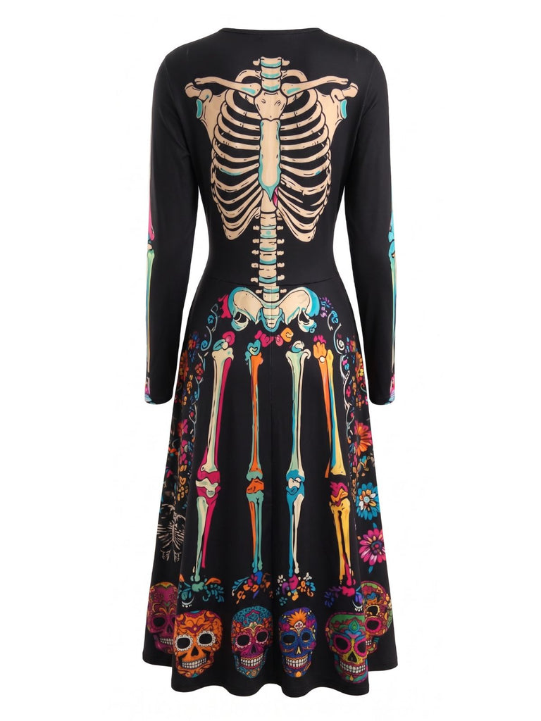 Robe midi à imprimé crânes, squelettes et fleurs, manches longues années 1940 - 4
