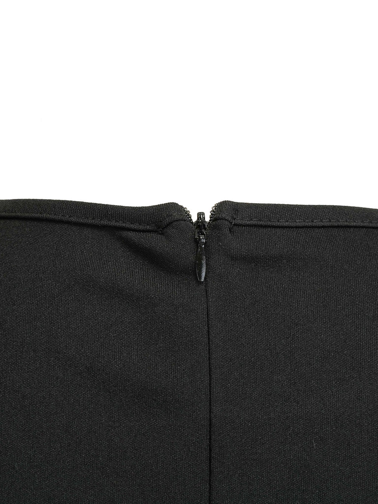 Robe noire d’Halloween à col pétale et manches longues années 1950