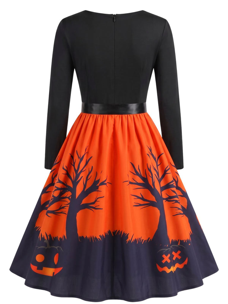 Robe évasée Halloween à maison hantée et col festonné années 1940 - 3