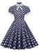 Robe trapèze à pois et col chemise des années 1950