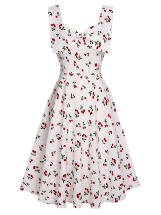 Robe blanche à col en cœur et nœud cerise des années 1950