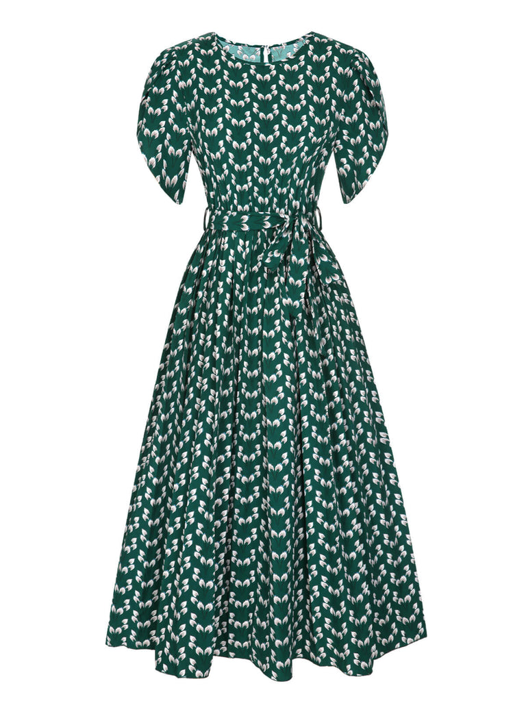 Robe fleurie verte des années 40 avec ceinture nouée