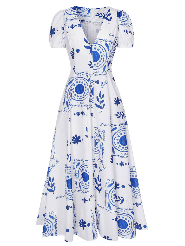 Robe à col en V profond et à motifs de plantes bleues et blanches des années 1930