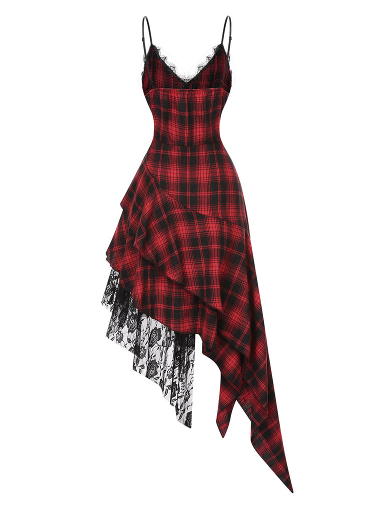 Robe rouge à bretelles spaghetti et ourlet irrégulier à carreaux des années 1950