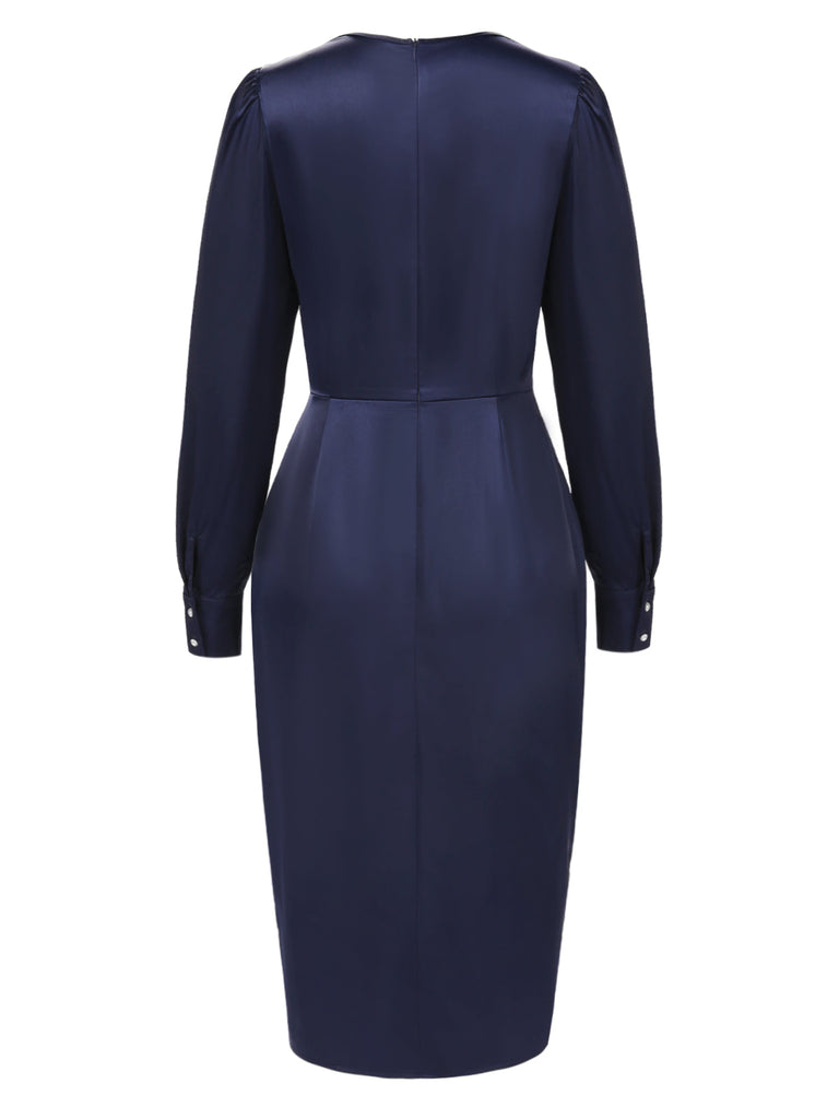 [Pré-vente] Robe de chambre en simili satin avec col noué bleu foncé des années 40