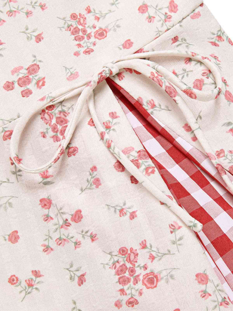 Robe licou à carreaux fleuris de campagne rouge des années 1950