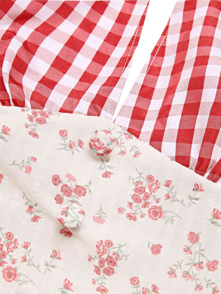 Robe licou à carreaux fleuris de campagne rouge des années 1950