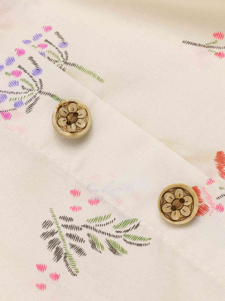 Robe beige à manches bouffantes et revers fleuris des années 1940