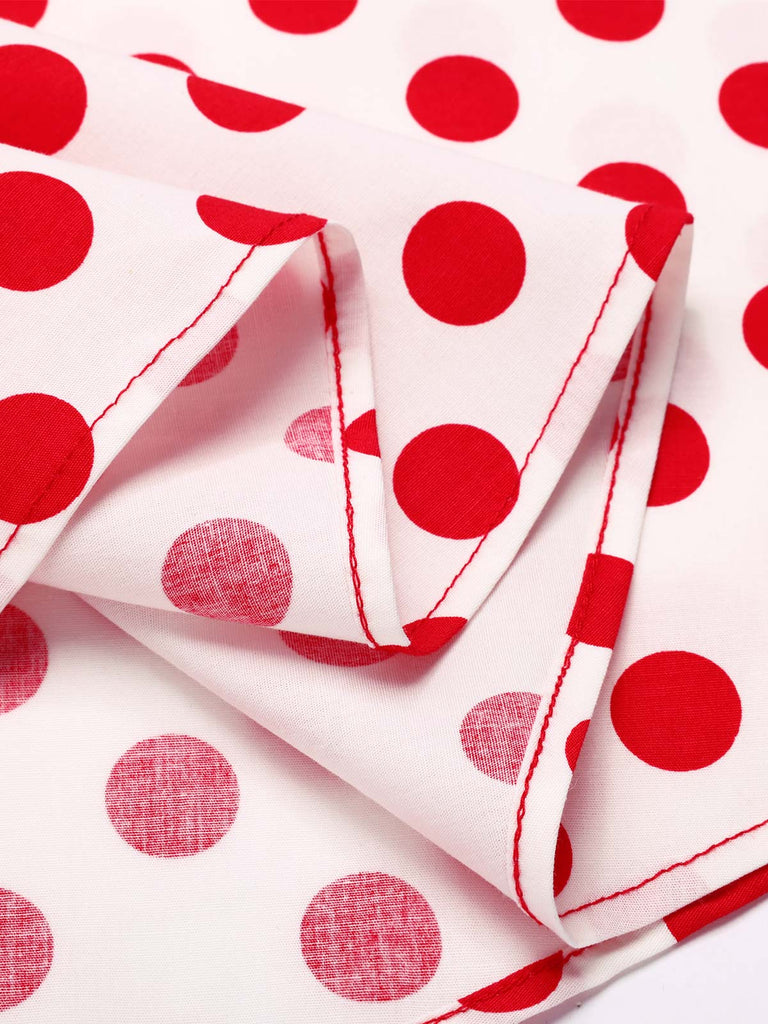 Robe rouge à pois et col licou des années 1950
