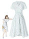 Robe blanche en coton fleurs avec ceinture des années 1940