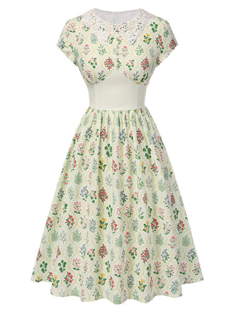 Robe beige col revers en dentelle florale des années 1940