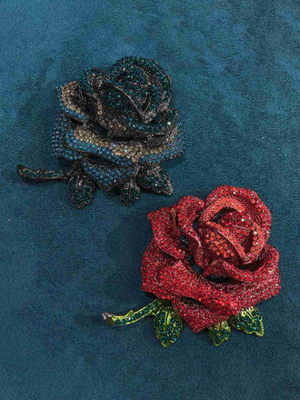 Broche rose 3D vintage en strass