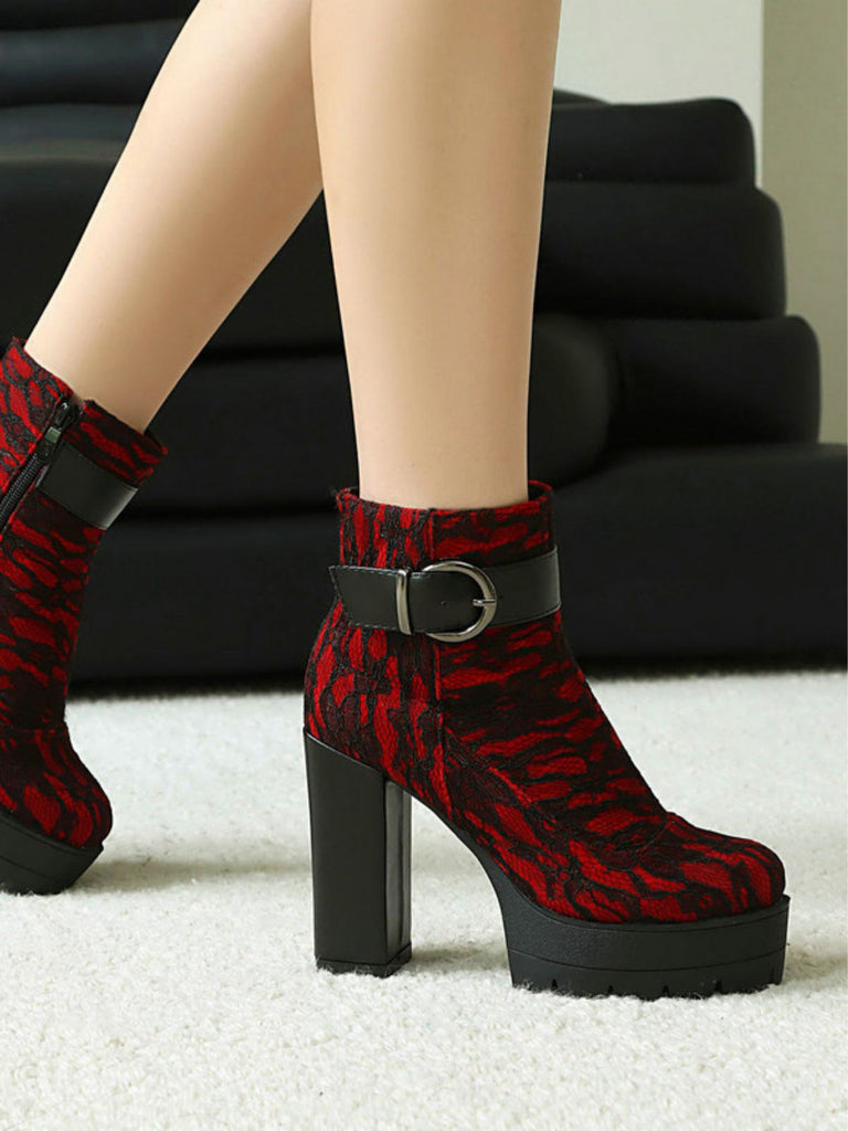 Bottines à plateforme et talons épais en dentelle vintage