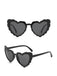 Lunettes de soleil vintage à monture en forme de cœur incurvé