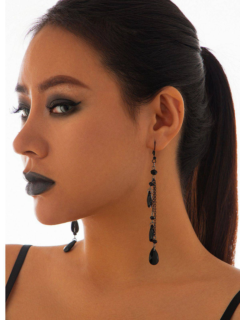 Boucles d'oreilles pendantes gothiques en forme de goutte d'eau