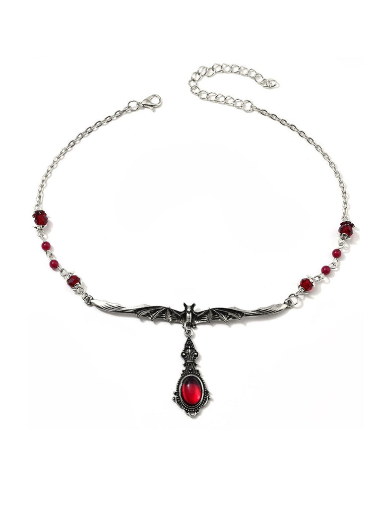 Collier gothique à pendentif chauve-souris et rubis rouge