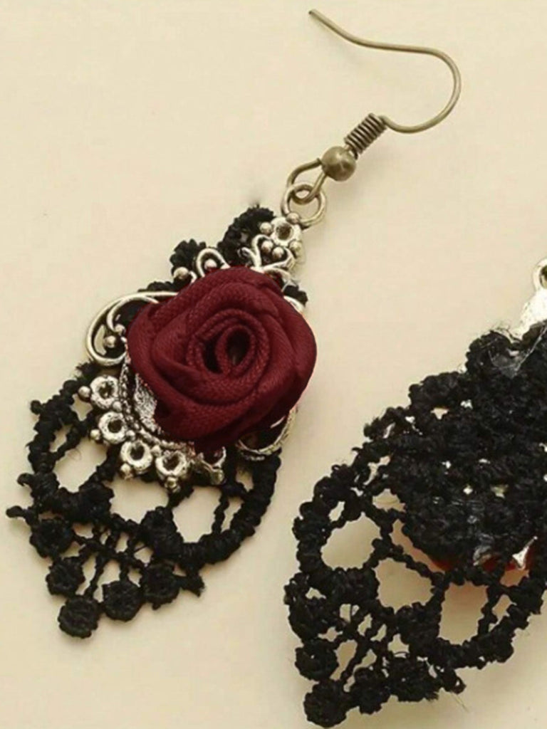 Boucles d’oreilles pendantes gothiques à roses - 3