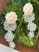 Boucles d'oreilles florales en dentelle rétro blanche