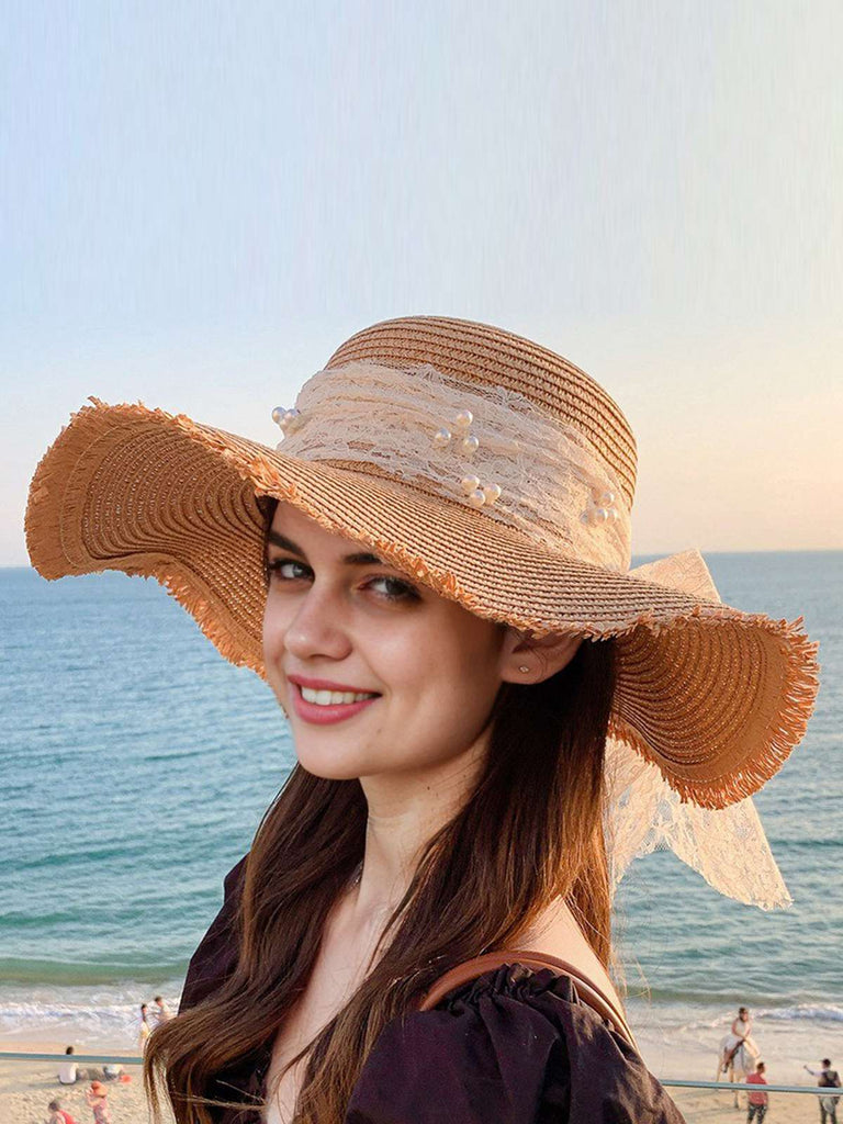 Chapeau de soleil à large bord en dentelle vintage