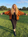 Cardigan Tricoté Papillon Monarque Orange Années 1950