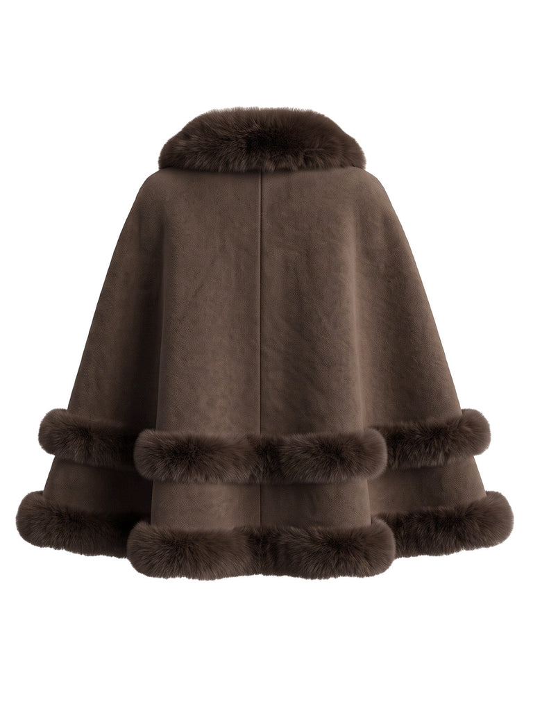 Cape chaude en suédine doublée de peluche et bordée de fausse fourrure années 1950 - 2