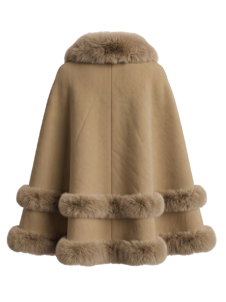 Cape chaude en suédine doublée de peluche et bordée de fausse fourrure années 1950 - 8