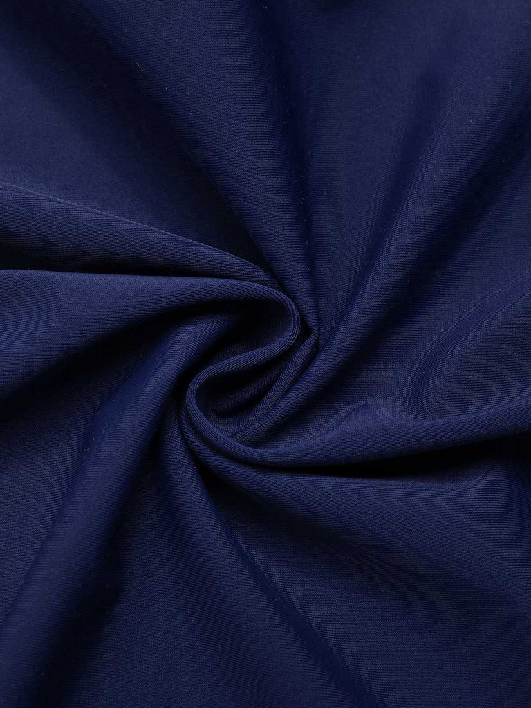 Robe de bain bleue rayures et bretelles larges des années 1940