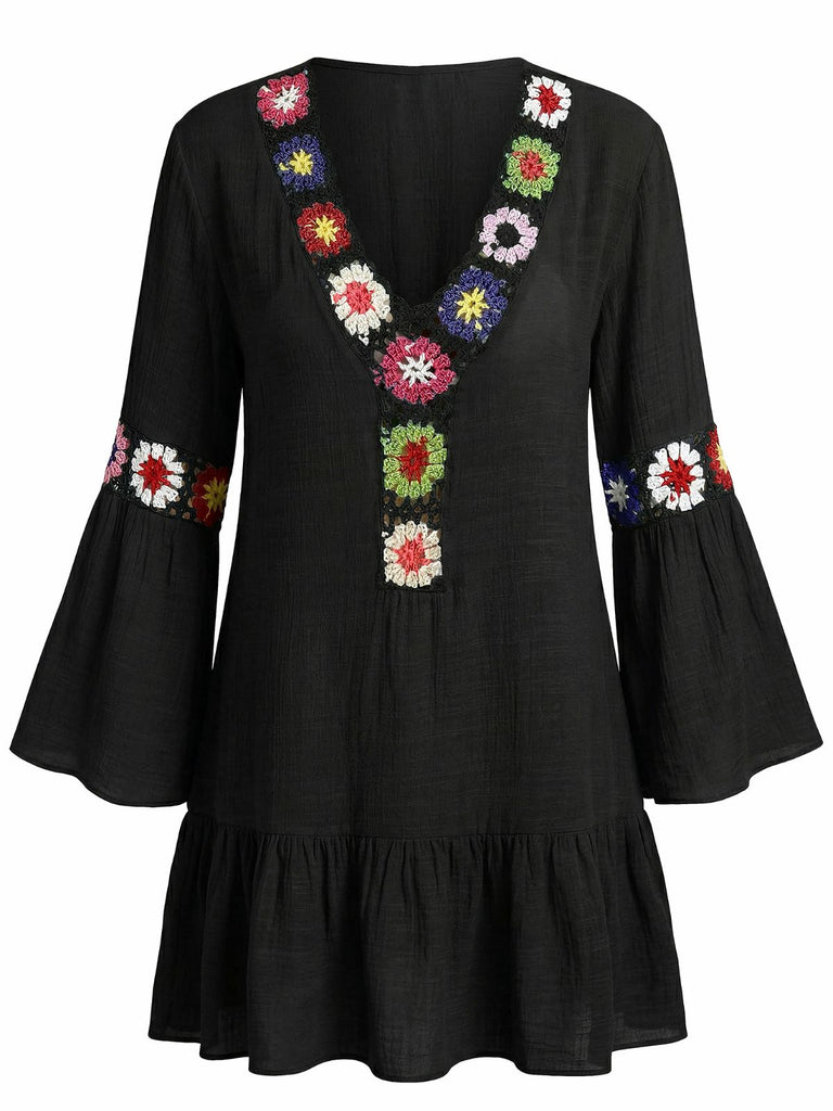 Cache Maillot à Volants et Broderie Florale Col V Années '70