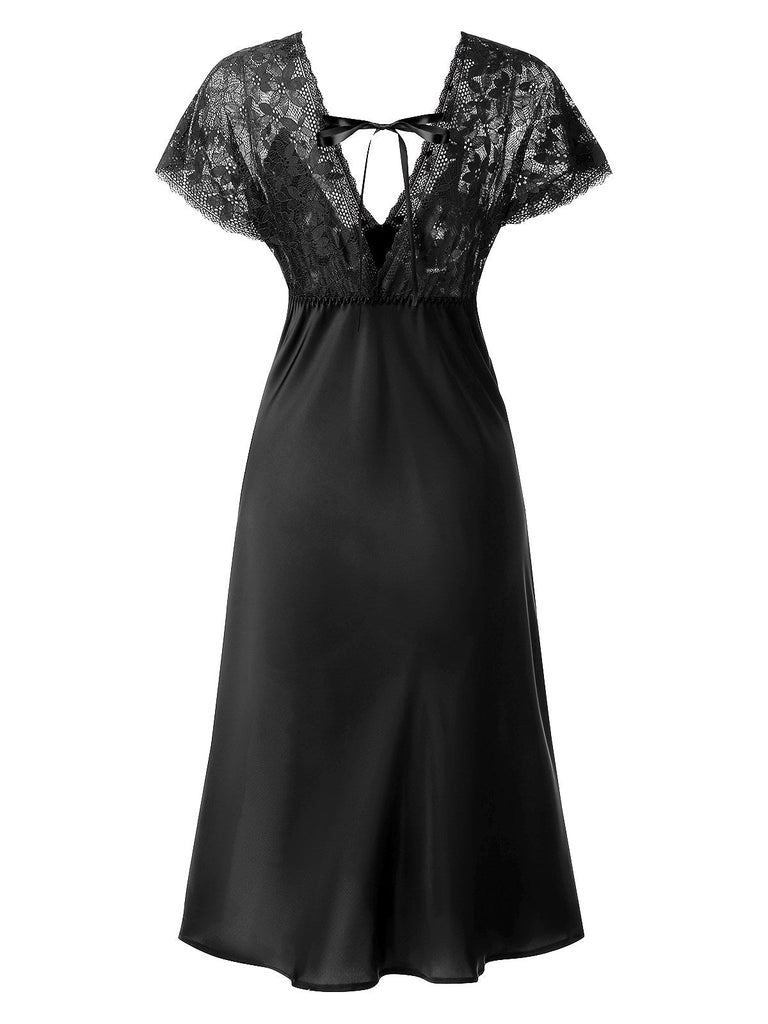 Chemise de nuit en satin à lacets patchwork de dentelle années 1960