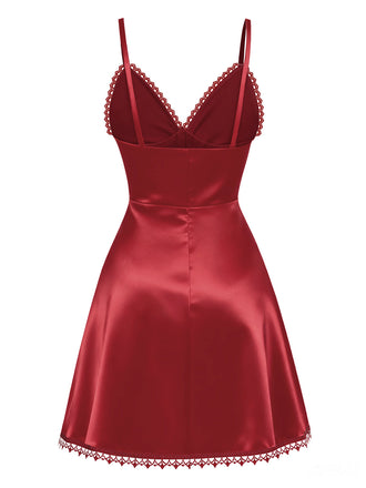 [Prévente] Nuisette en satin et dentelle avec perles à bretelles bordeaux années 60