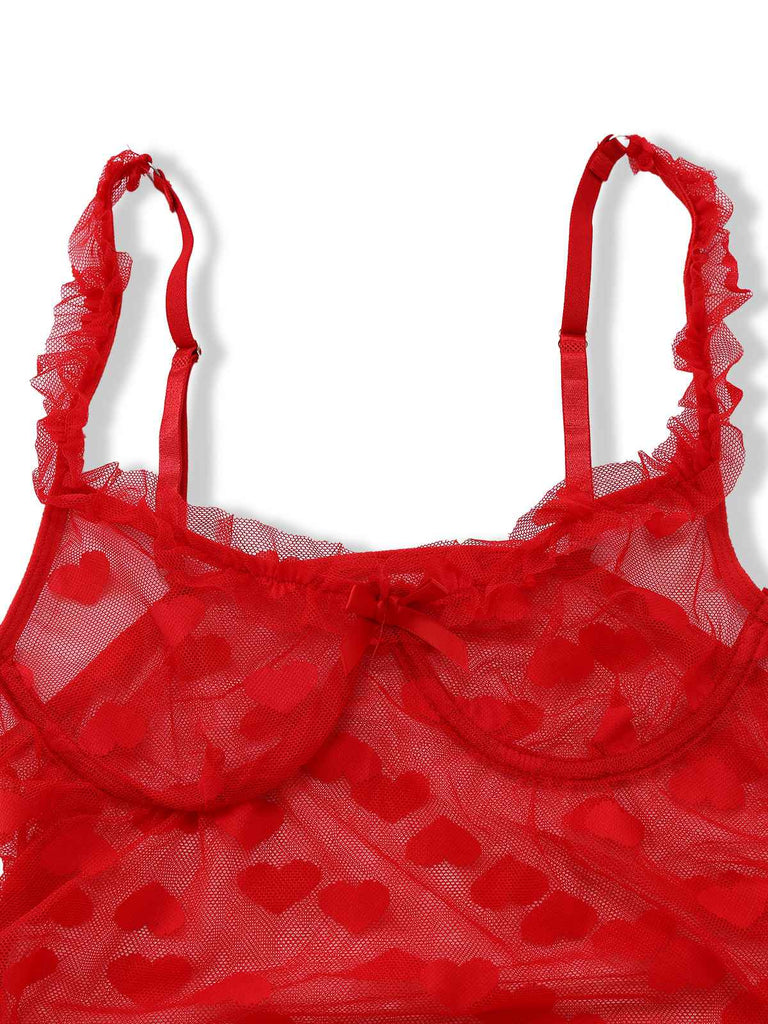 Nuisette rouge à bretelles en résille à cœurs des années 1930