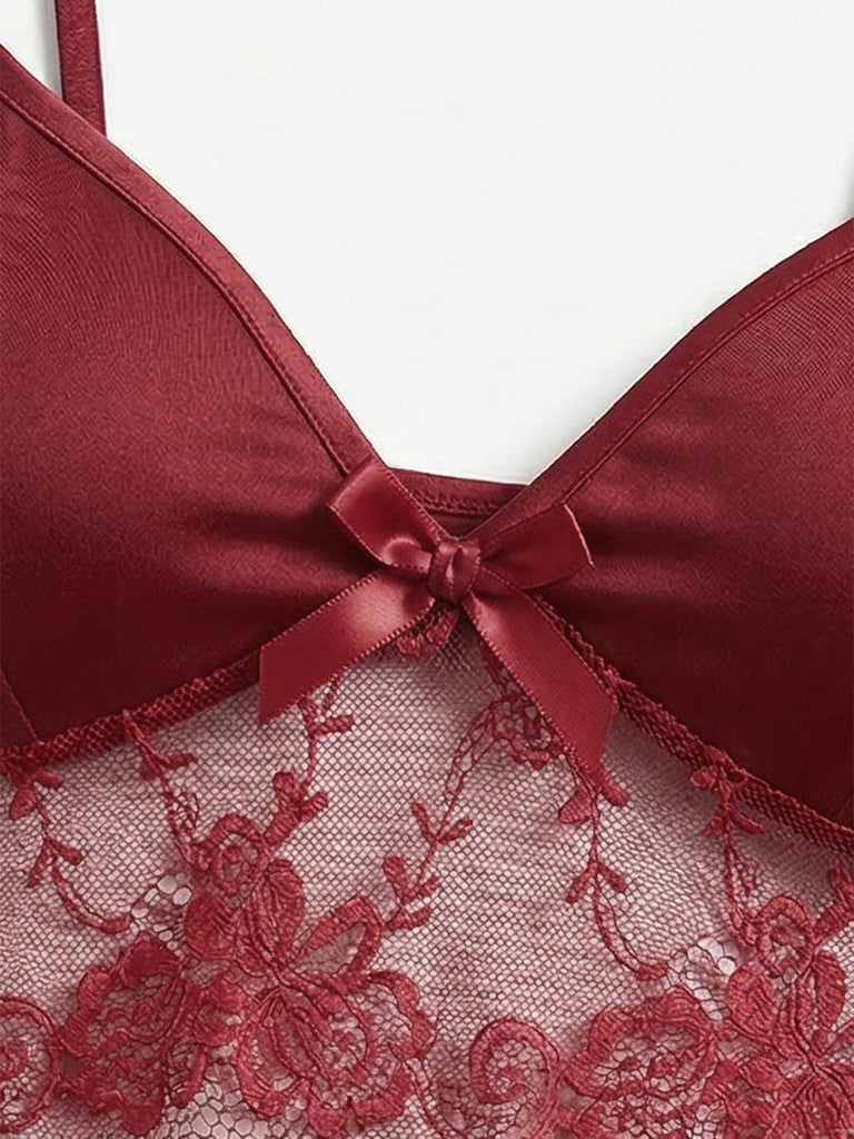 Ensemble Pyjama Rouge avec Top en Dentelle et Pantalon Évasé Années '80 6