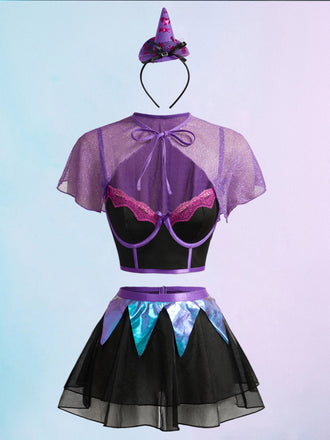 Ensemble de lingerie violet foncé avec cape en dentelle de sorcière et jupe années 1980