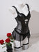 Ensemble lingerie corset noir en similicuir PU, résille et laçage années 1950