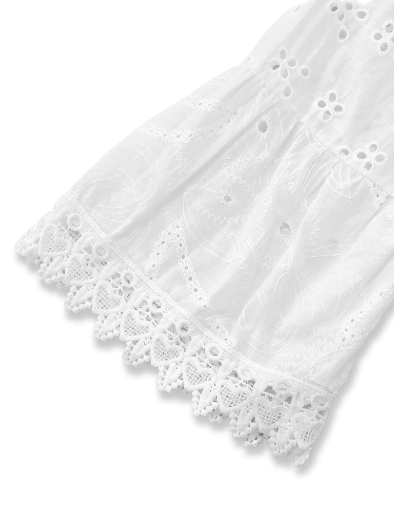 White lace napkins on a white background